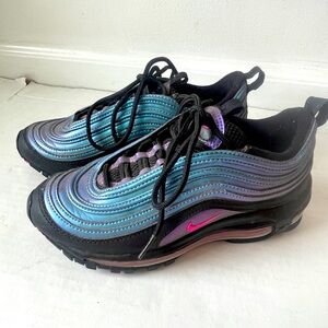 Nike Air Max 97 GS Throwback Future Size 4.5 Youth Black Fuchsia